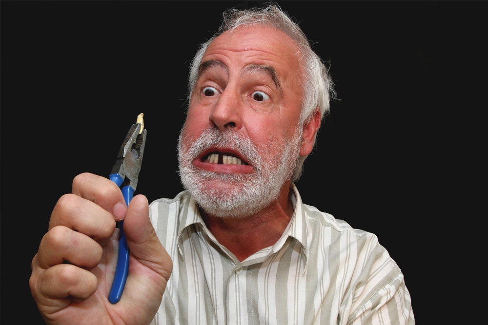 DIY Dental Dangers: Why Viral ‘Hacks’ Like Baking Soda Whitening/Teeth Cleaning Risk Tooth Disaster